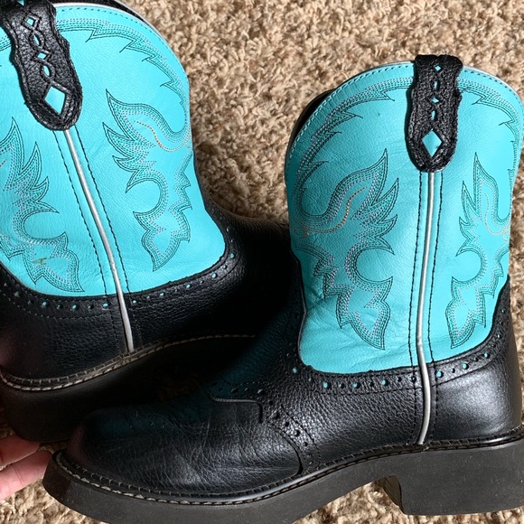 EUC Justin Gypsy black/turquoise boots. Size 7. - Picture 6 of 8